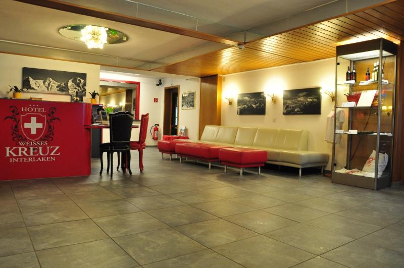 Hotel Weisses Kreuz - image 5
