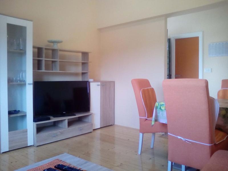 One-Bedroom Apartment with Balcony image 3