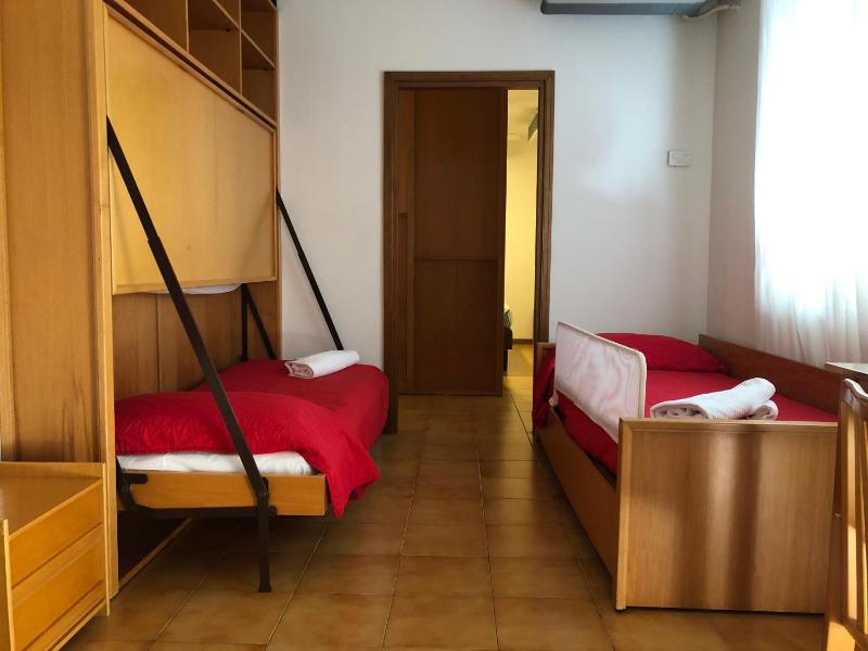 One-Bedroom Apartment image 1