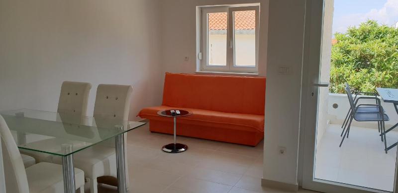 One-Bedroom Apartment with Terrace image 3