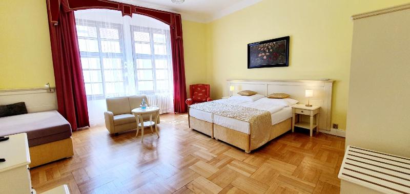 Triple Room image 1