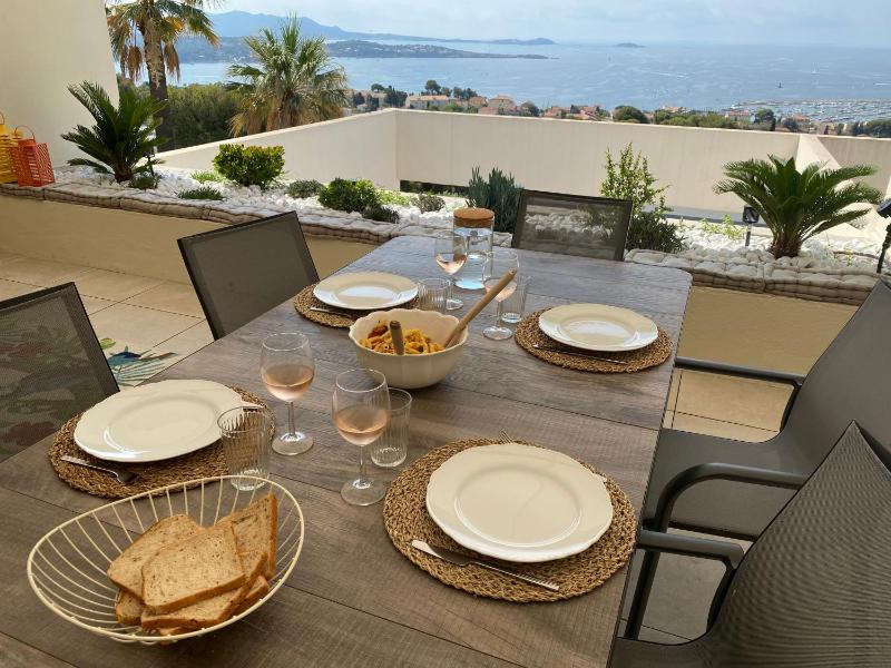 Les Katikias - image 12