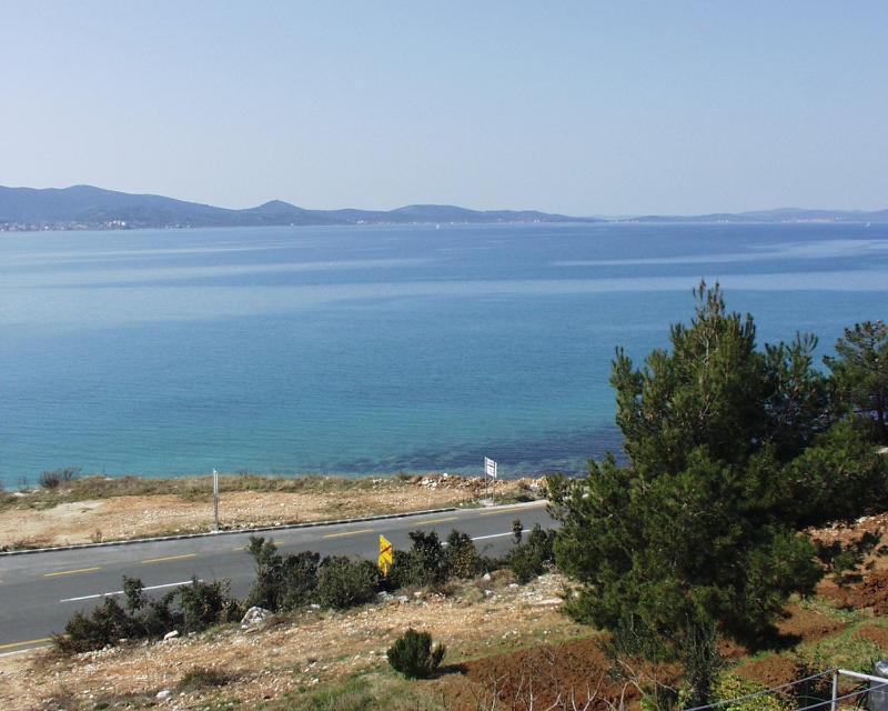 Apartment with Balcony and Sea View image 3