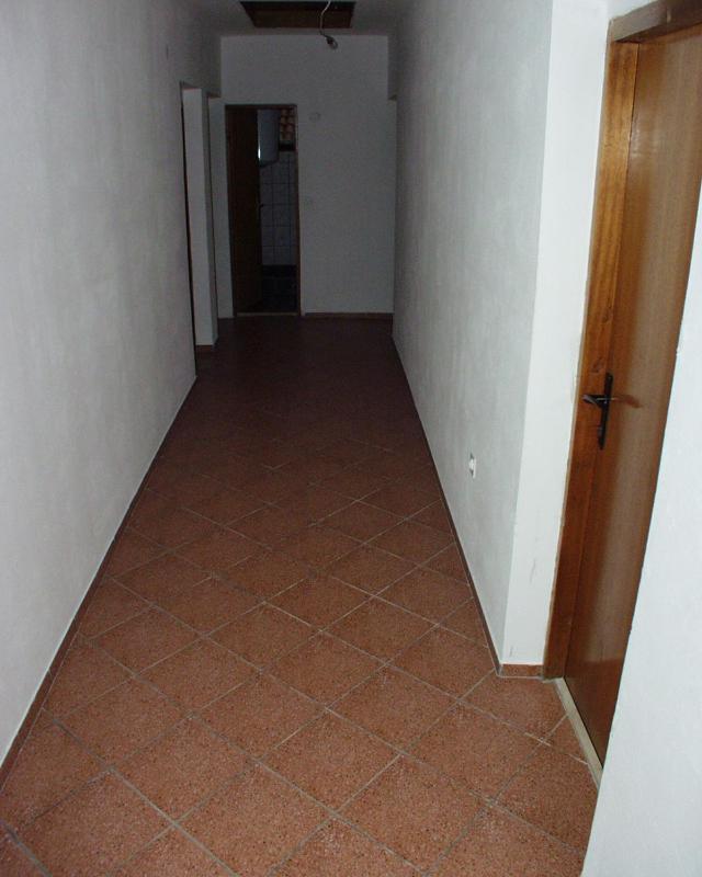 Apartment with Balcony and Sea View image 2