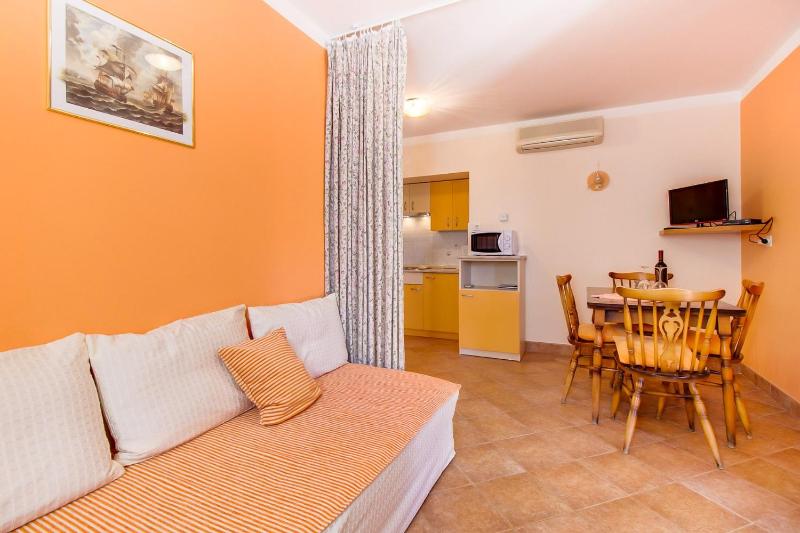 One-Bedroom Apartment with Terrace image 4