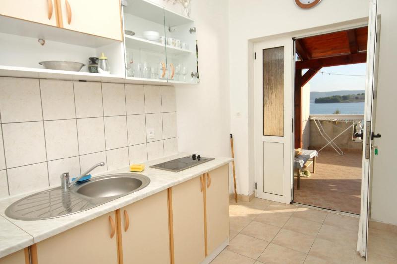 Two-Bedroom Apartment with Terrace and Sea View image 4
