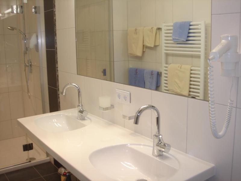 Suite image 2