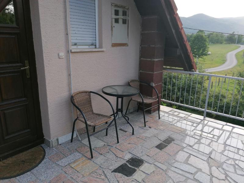 Two-Bedroom Apartment with Terrace image 3