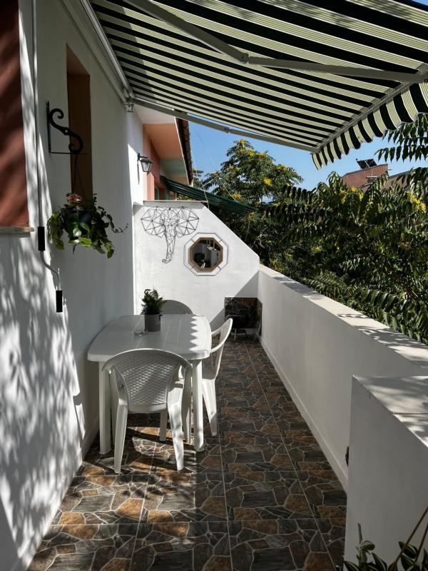 ART ATELIER GERI with a terrace, free parking & wi-fi Images
