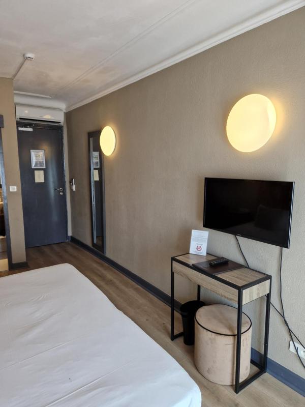Double or Twin Superior Room image 2