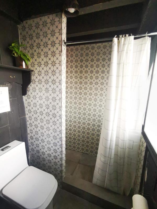 Metro Hostal Boutique - image 23