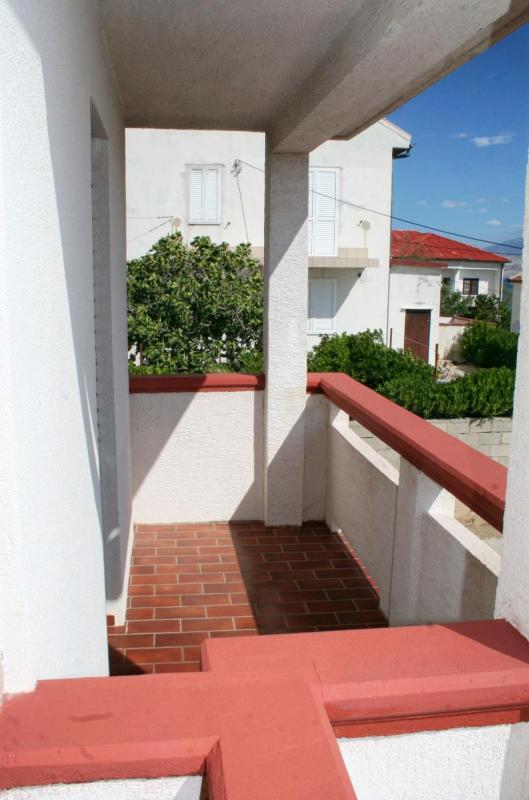 Two-Bedroom Apartment with Balcony and Sea View image 3
