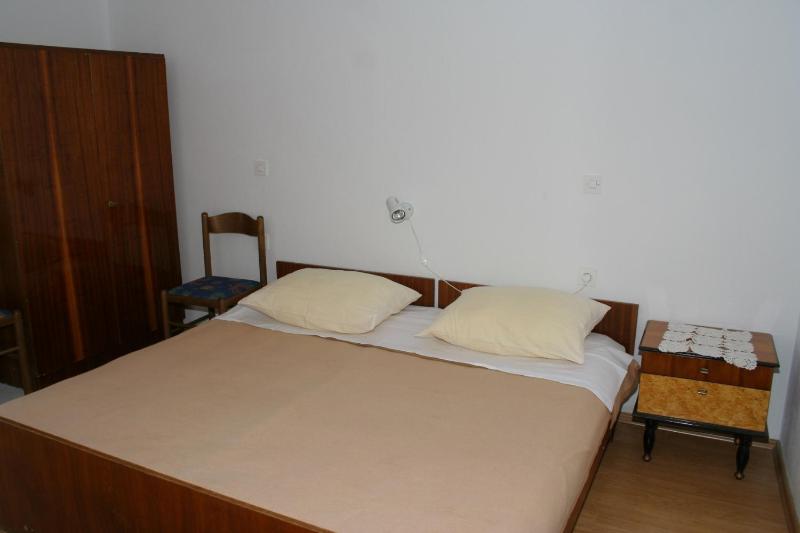 Two-Bedroom Apartment with Balcony and Sea View image 1