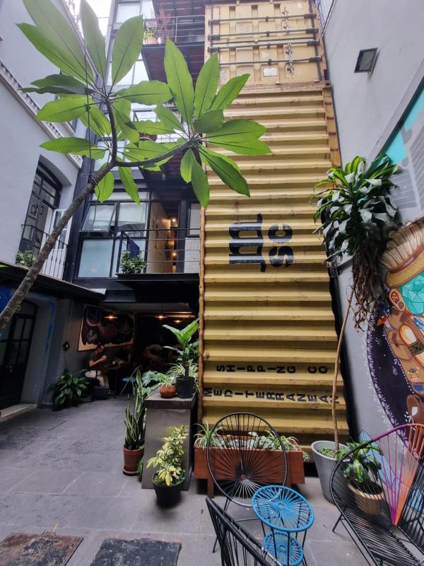 Metro Hostal Boutique - image 26