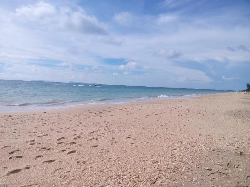 Long Beach Garden Resort - image 30