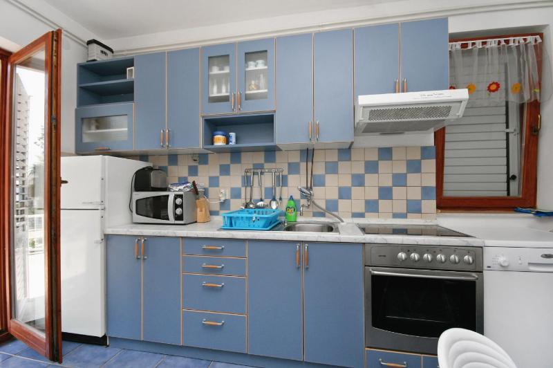 Apartments by the sea Dramalj Crikvenica - 5596 - image 16