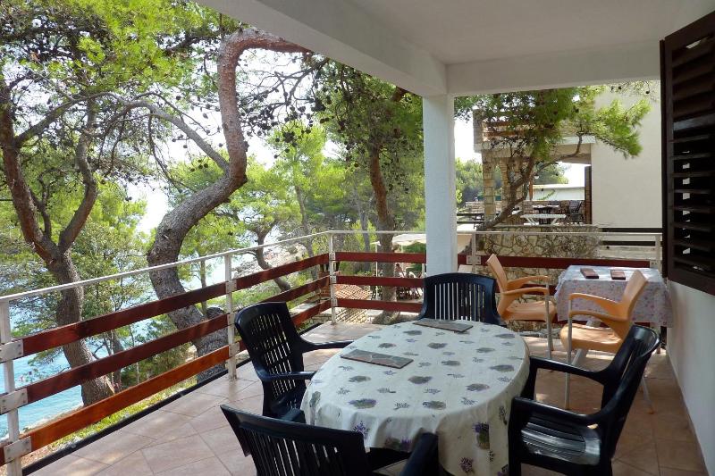 Two-Bedroom Apartment with Terrace and Sea View image 3