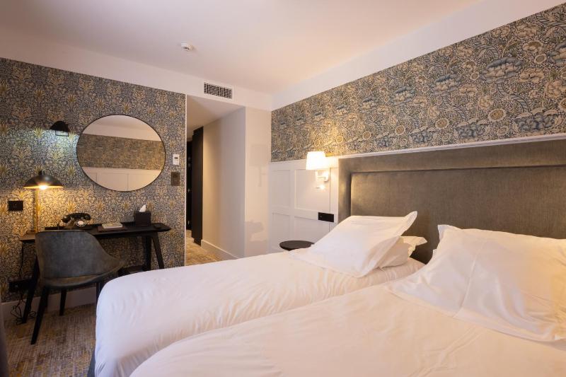 Comfort Twin Room image 1