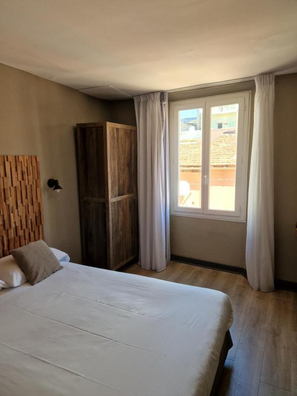 Standard Double Room image 1