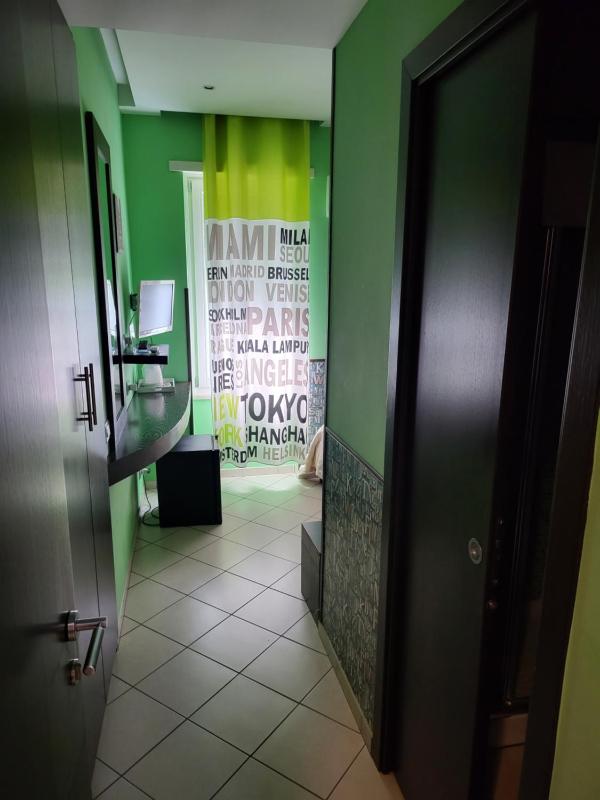 Small Single Room image 1