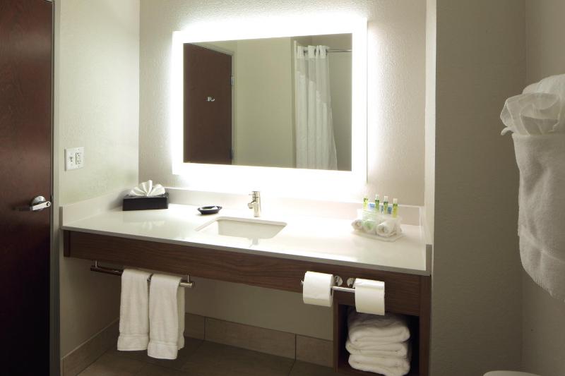 Standard Room image 2