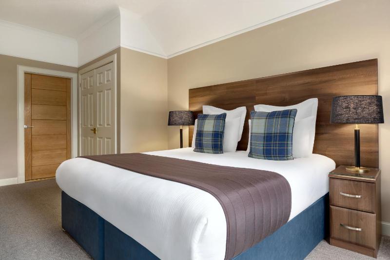Double or Twin Room image 3