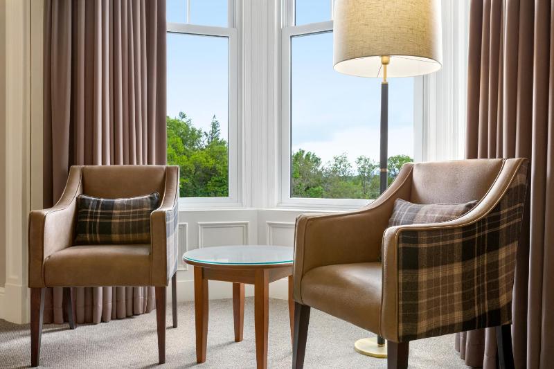 Double or Twin Room image 4