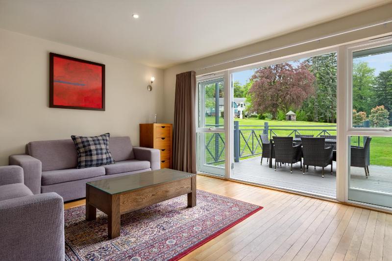 2 Bedroom Lodge with Balcony image 4