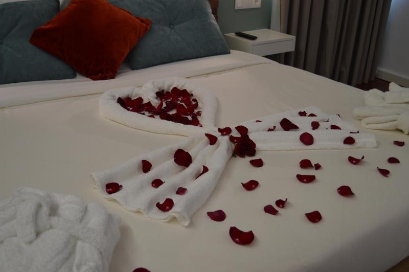Double or Twin Room with Romantic Package image 3
