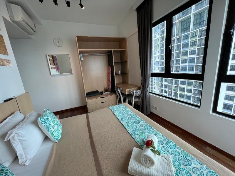 D'Gunduls Homestay Family Suite 2R 2B by DGH I-CITY - image 5