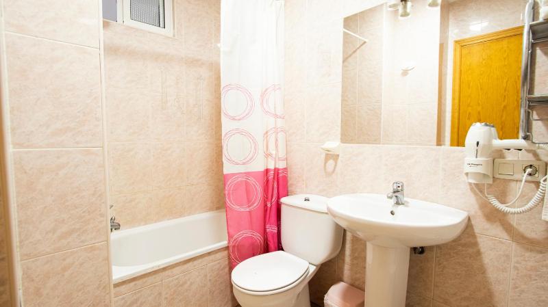 Apartamentos Turisticos Trajano - image 20