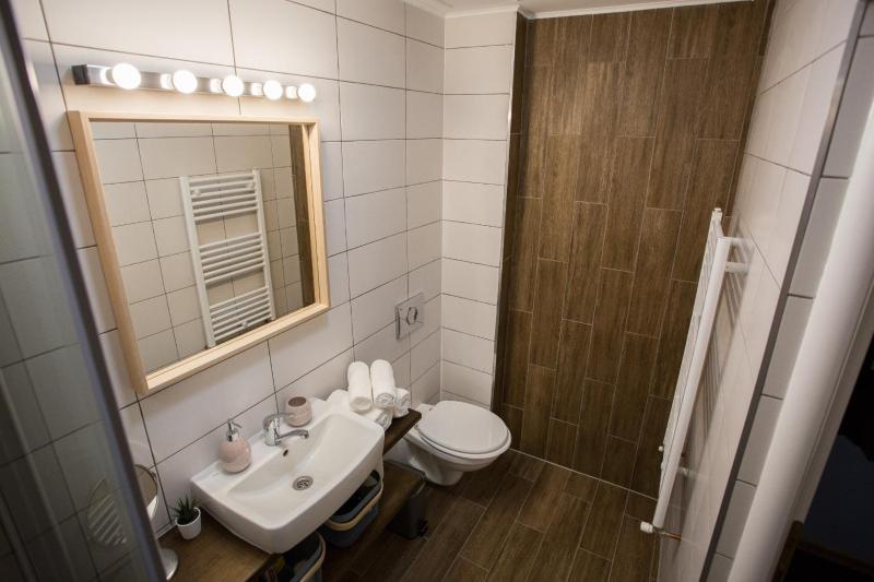 Superior King Room image 4