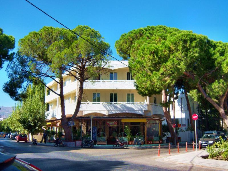 Fantasia Hotel Apartments - image 18