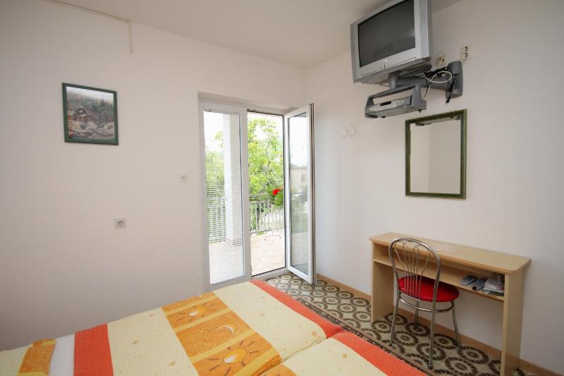 Apartment Selce 2379b - image 29