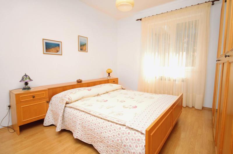Two-Bedroom Apartment with Terrace and Sea View image 1