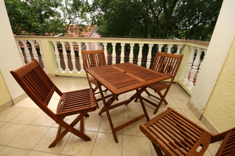 One-Bedroom Apartment with Terrace image 4