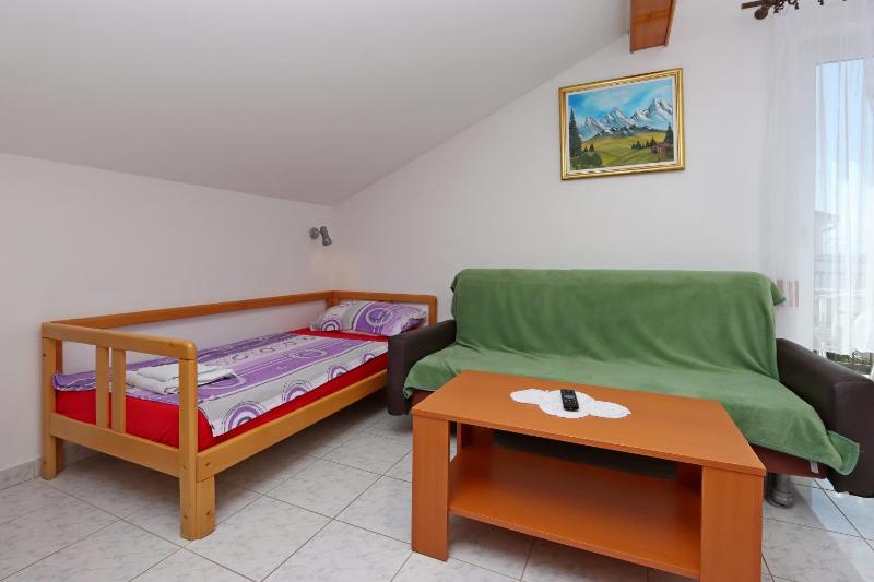 Apartment Selce 2362a - image 9