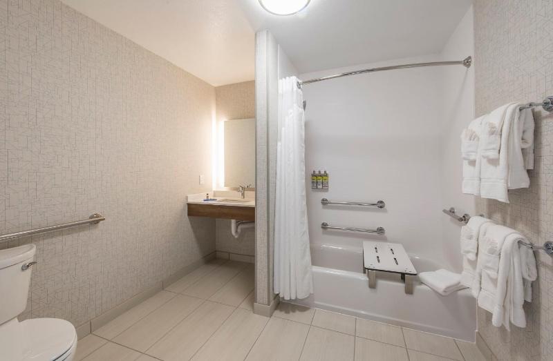 Holiday Inn Express And Suites Phoenix North - Happy Valley By IHG - image 34