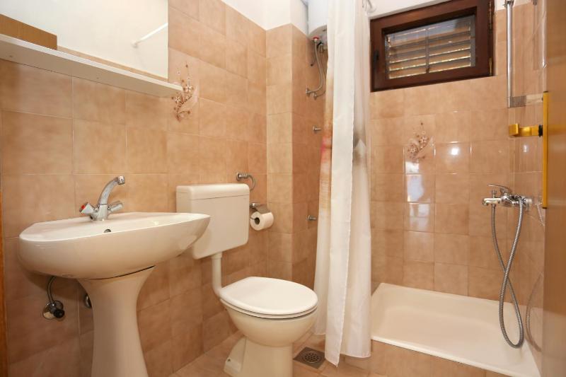 Apartments by the sea Podgora Makarska - 2614 - image 15