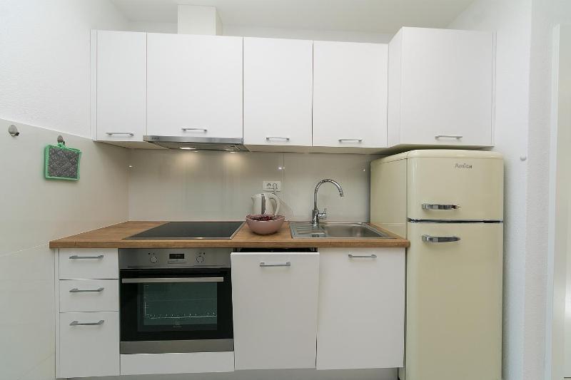 Apartments by the sea Podgora Makarska - 2614 - image 12