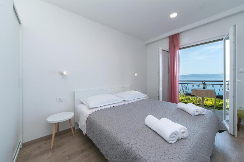 Apartments by the sea Podgora Makarska - 2614 - image 4