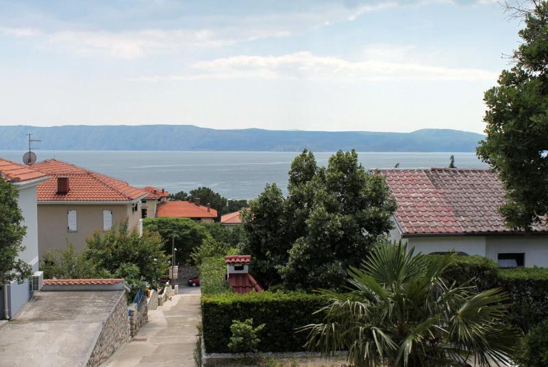 Two-Bedroom Apartment with Terrace and Sea View image 3
