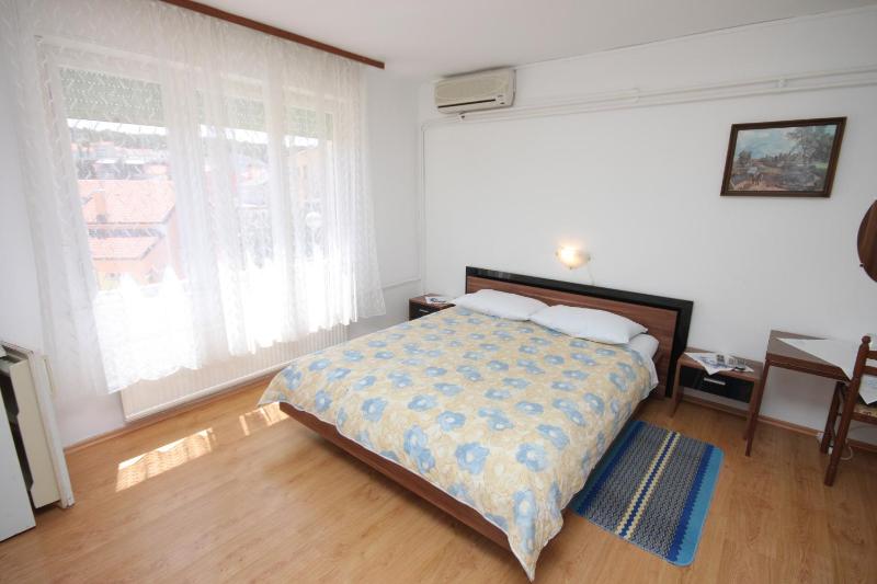 Apartments and rooms with parking space Mali Losinj (Losinj) - 2486 - image 11