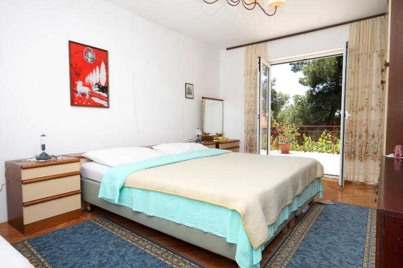 Two-Bedroom Apartment with Terrace and Sea View image 1