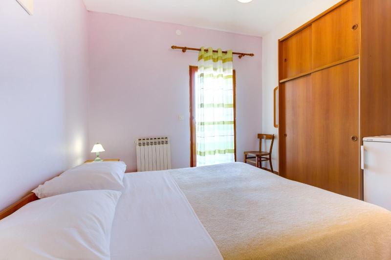 Double Room with Balcony and Sea View image 3