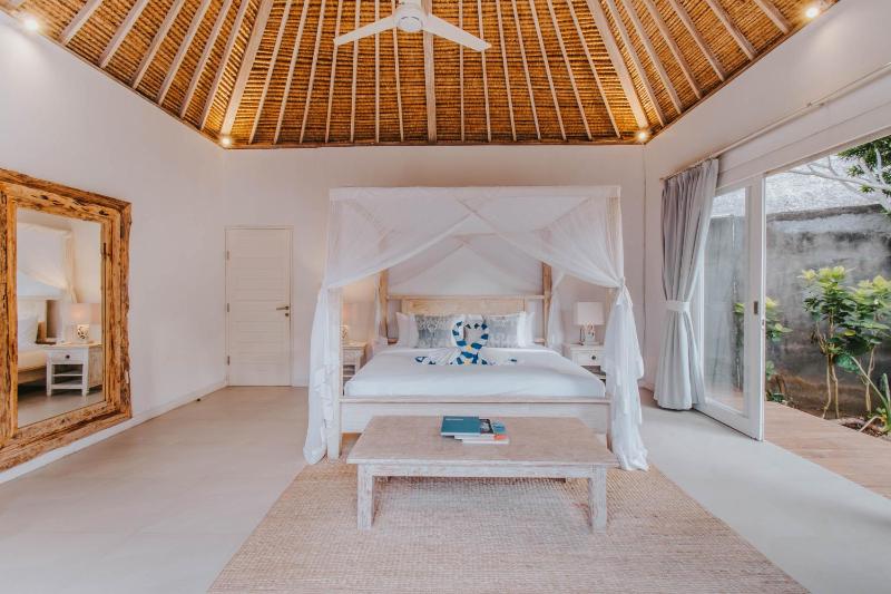 Villa Escape - image 15