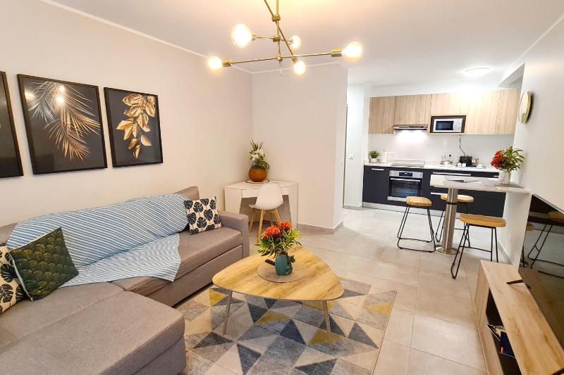 Anavai apartment - image 12