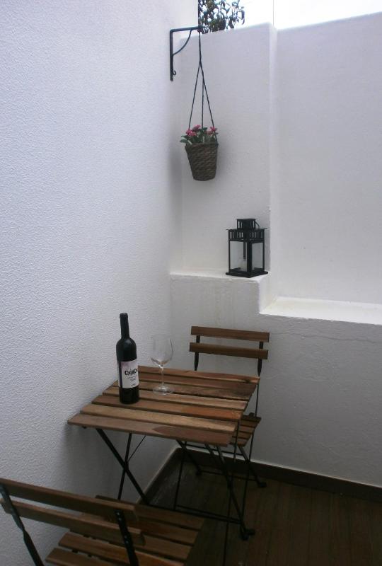 Double Room with Kitchenette image 2