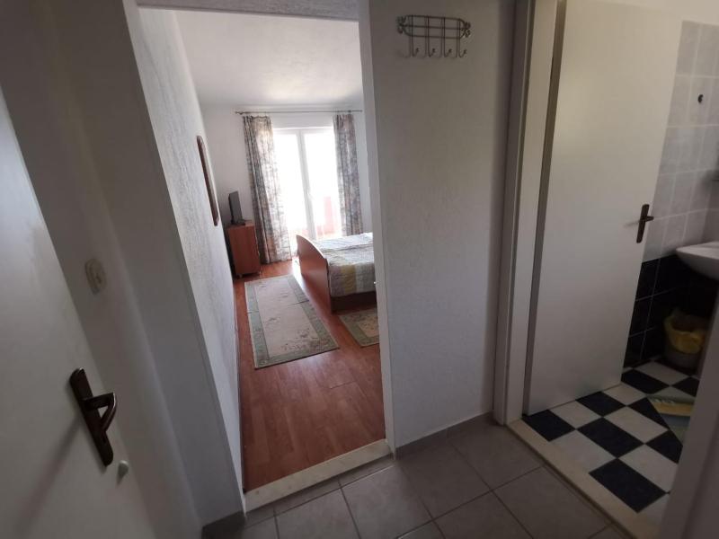 Studio with Balcony and Sea View image 4