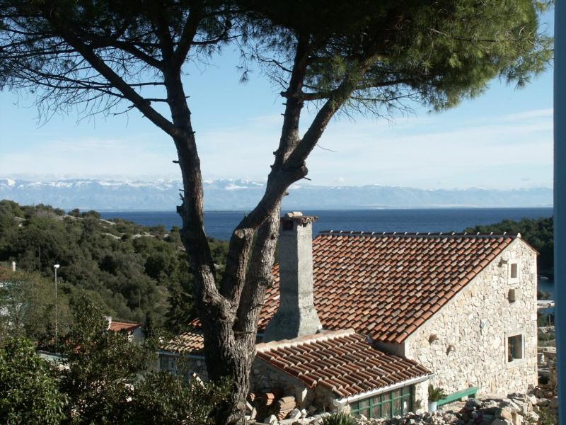 Two-Bedroom Apartment with Terrace and Sea View image 2